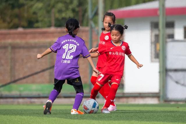 杨鸣：这些年我们经历足够多 今晚玩儿命打好