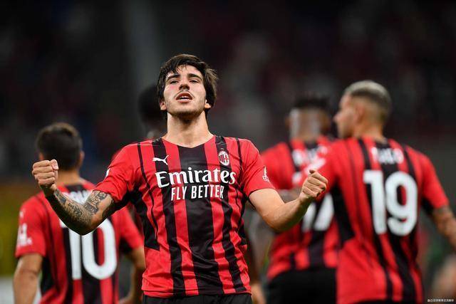 米尔斯1年330万美元加盟爵士 奥运会场均16分