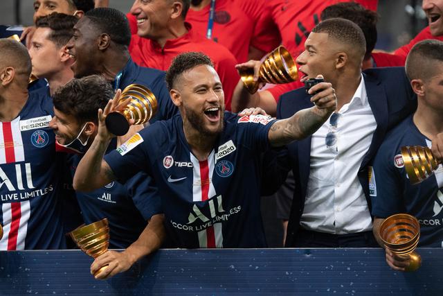 赵继伟：不能输球就怪教练 他真的很想帮我们